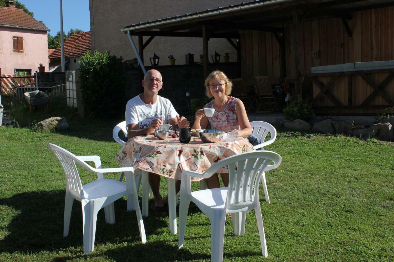 Bed and Breakfast Maison Le Barrage Saint-Gervais-dʼAuvergne Exterior foto